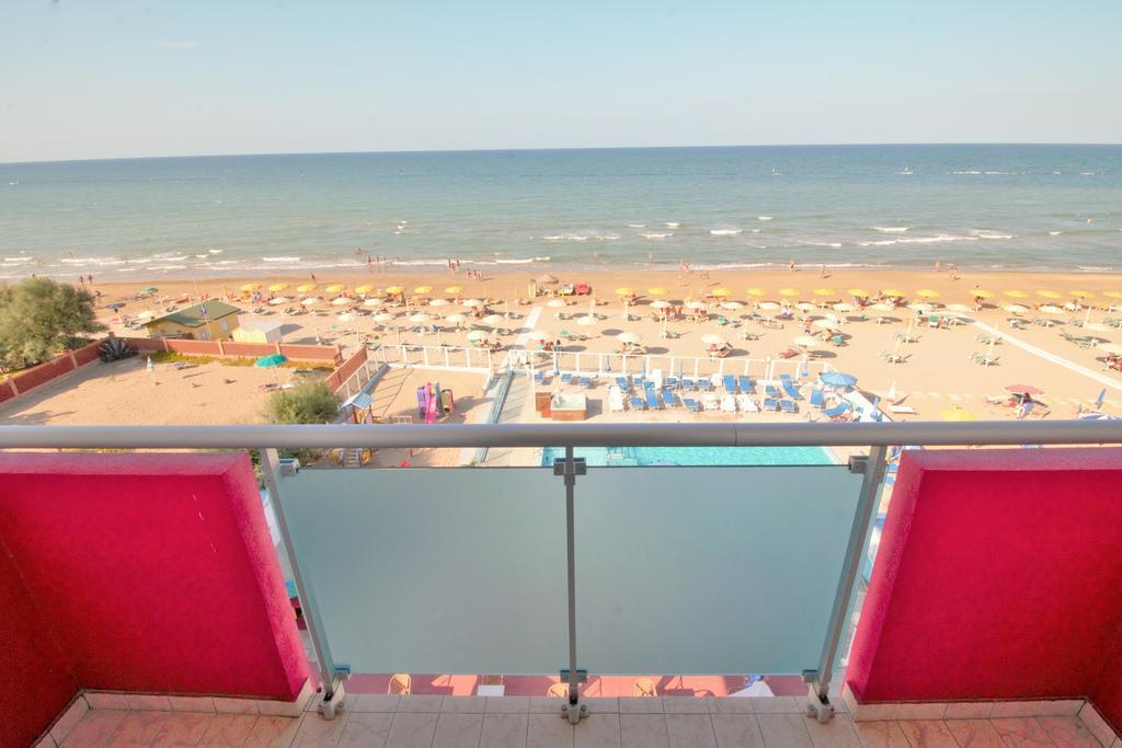 Hotel Casadei Fano Cameră foto